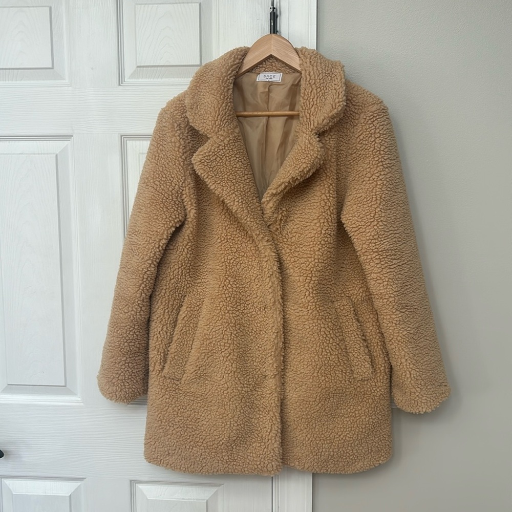 Sage teddy bear coat size Medium snap closures  fully lined